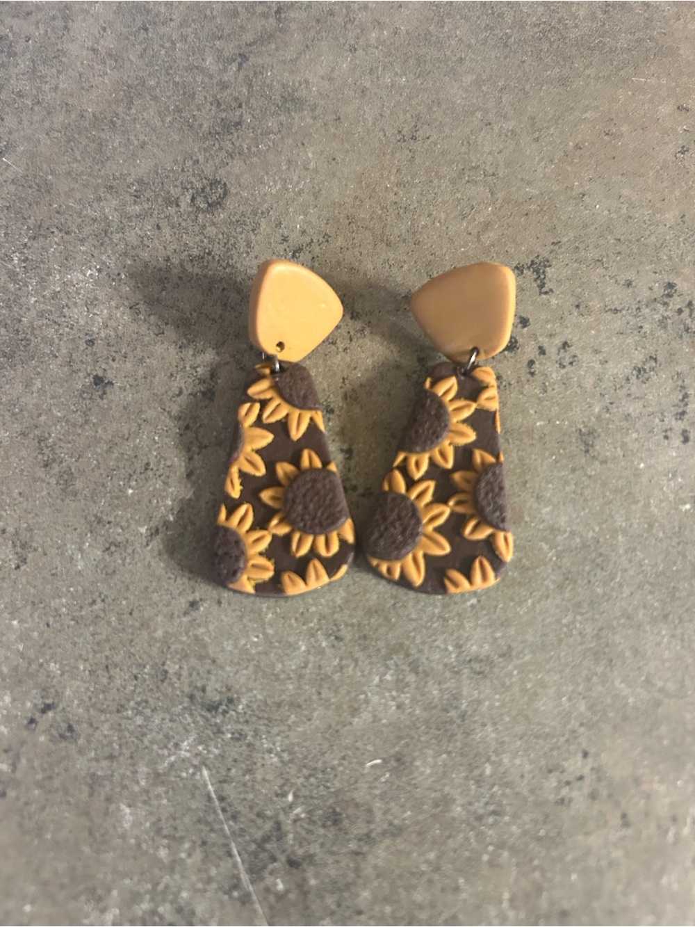 Sunflower Drop Earrings - Yellow Brown